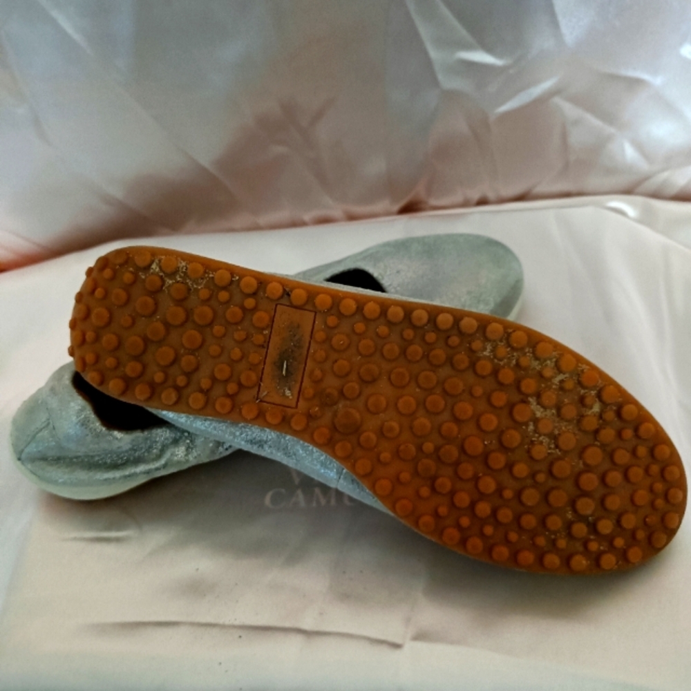 Ballet flats